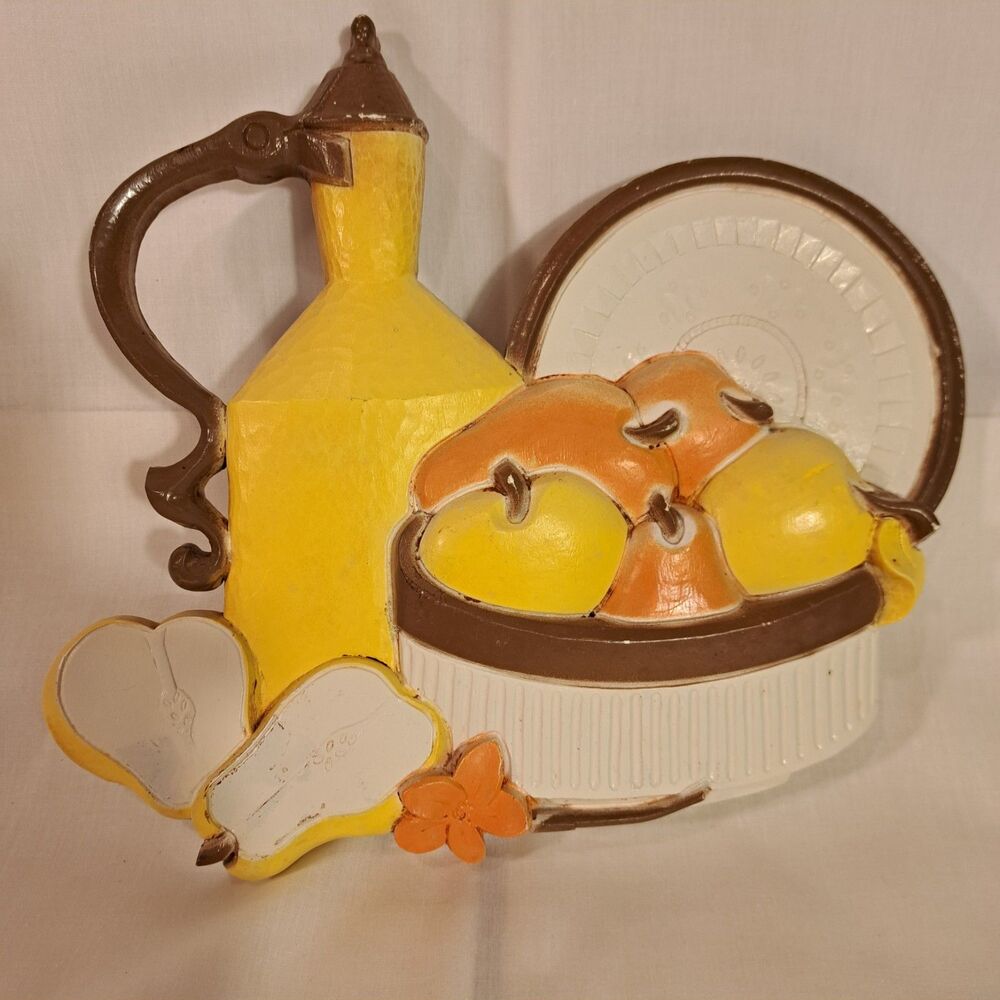 Homco 1981  Syroco 7610A Wall Plaque Kitchen Fruit Yellow Orange Apple Pear